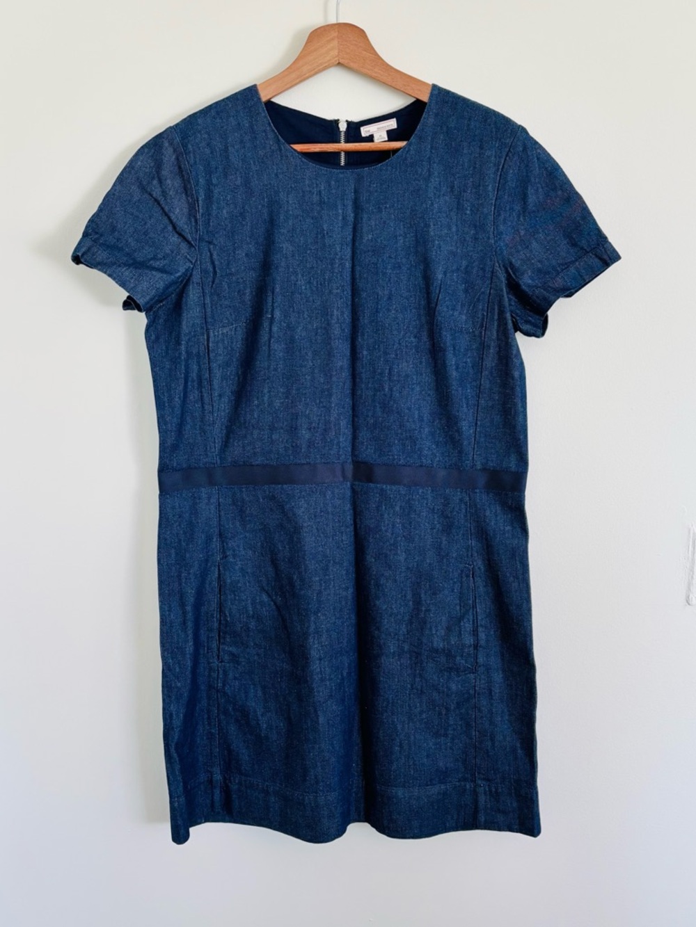 NWT GAP Short-Sleeve Chambray Denim Dress